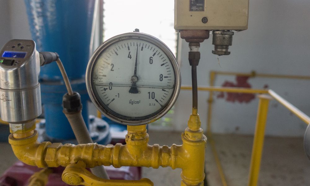 How Many Pounds Of Pressure Should A Plumbing System Hold