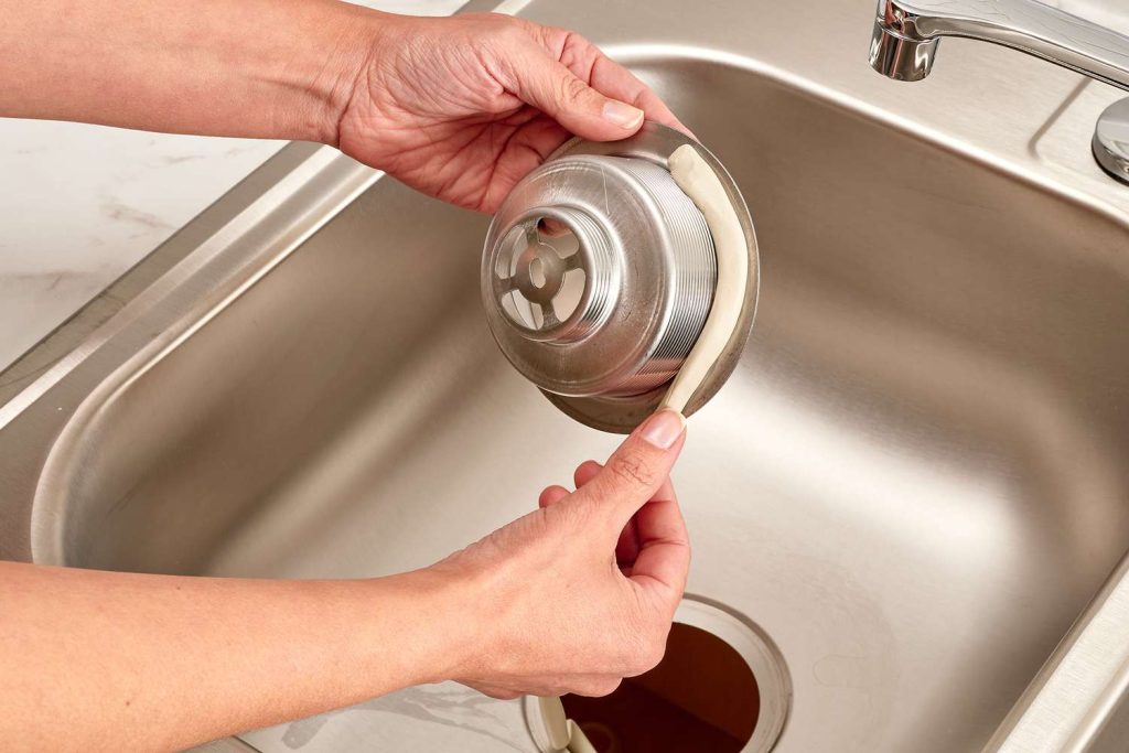 How To Apply Plumber'S Putty To Sink Drain