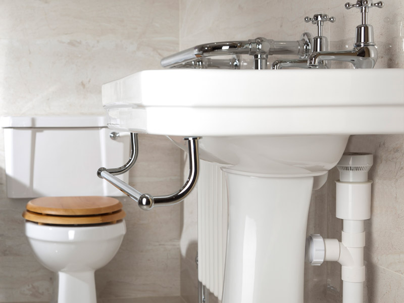 How to Plumb a Pedestal Sink Through the Floor – Step-by-Step Guide