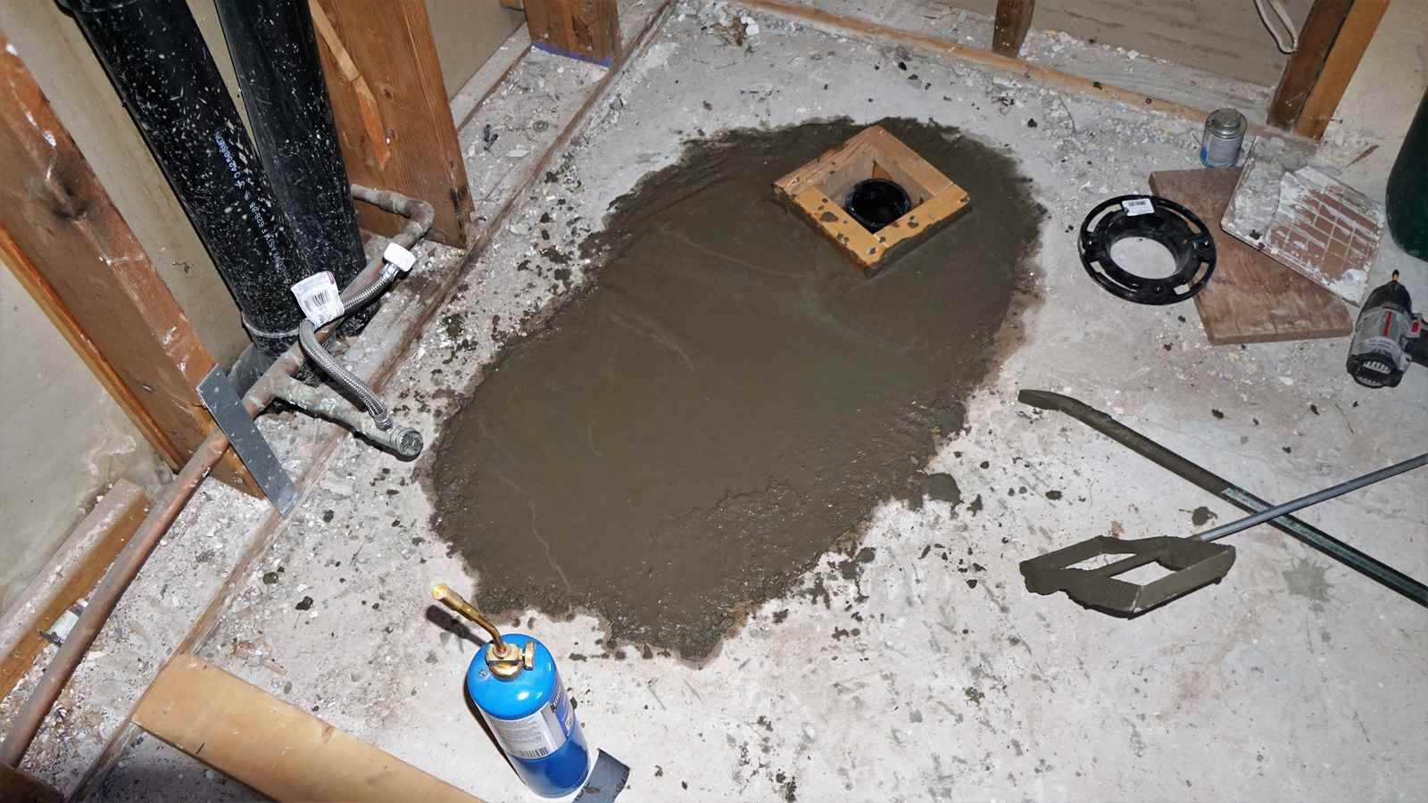 How to Plumb a Toilet in a Concrete Slab (Step-by-Step Guide)