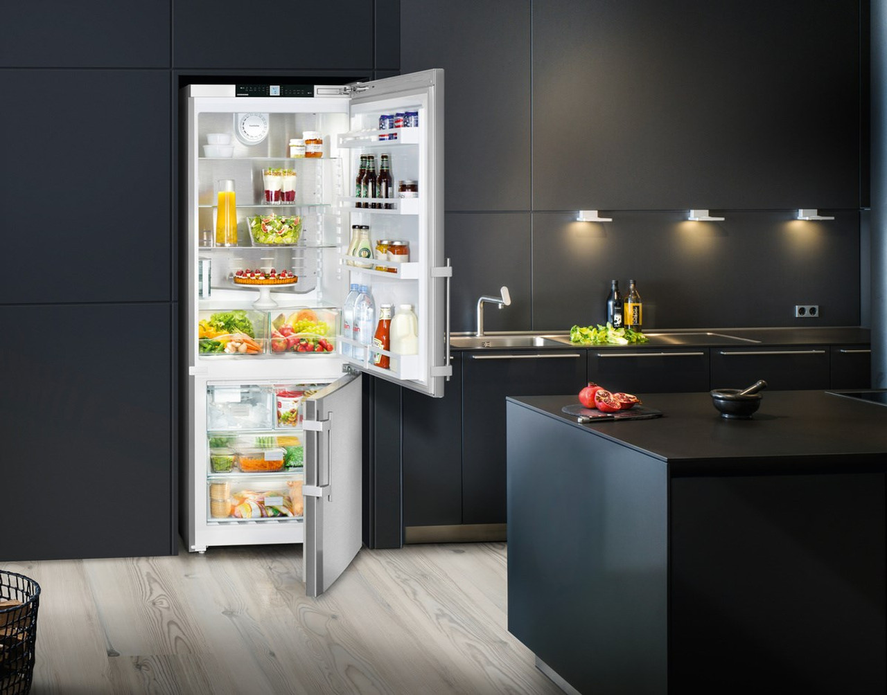 Slim Fridge Freezer with Water & Ice Dispenser Plumbed – Space-Saving Luxury