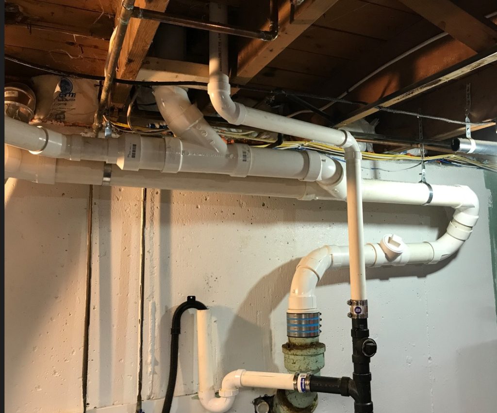 Can Plumbing Vent Pipes Have 90 Degree Angles