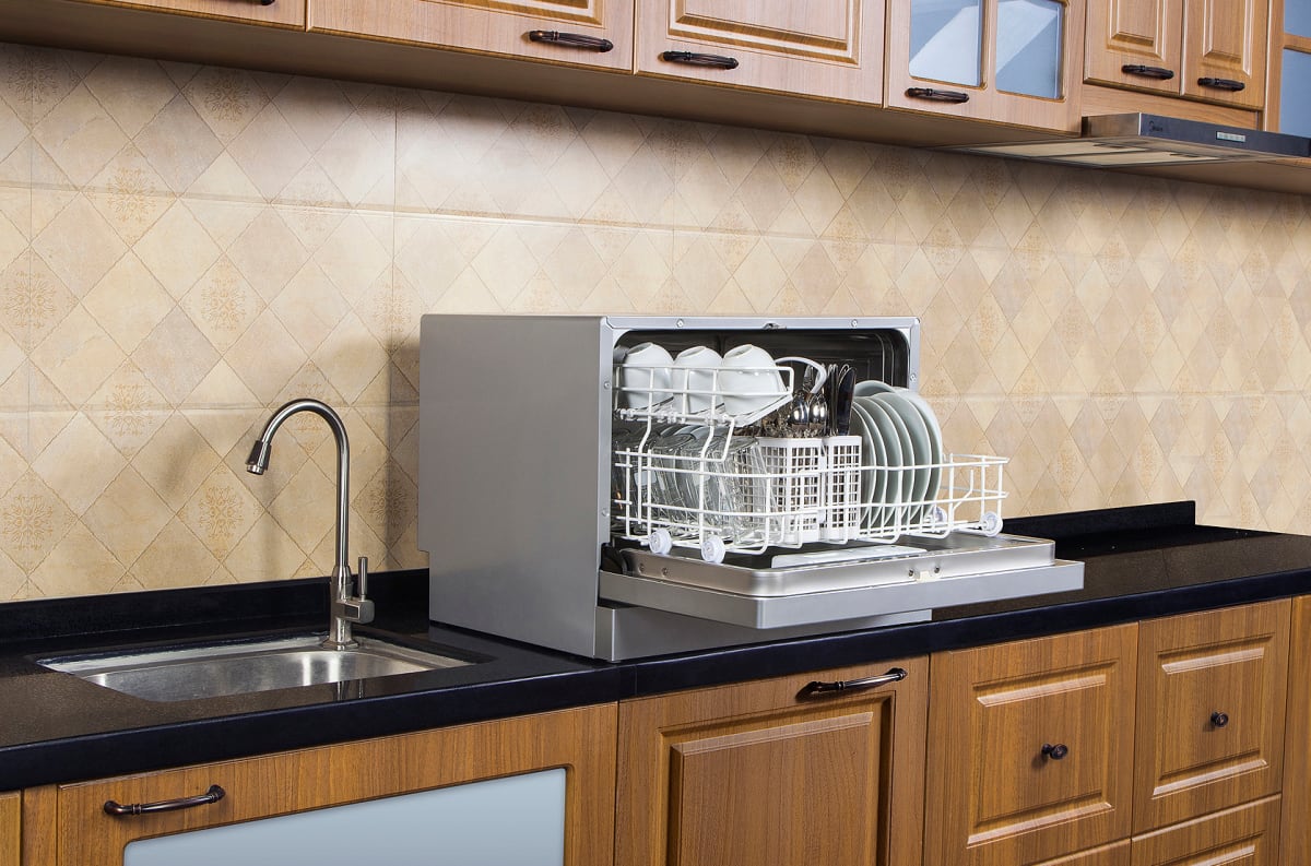 How Do You Plumb In a Table Top Dishwasher? (Easy Guide)