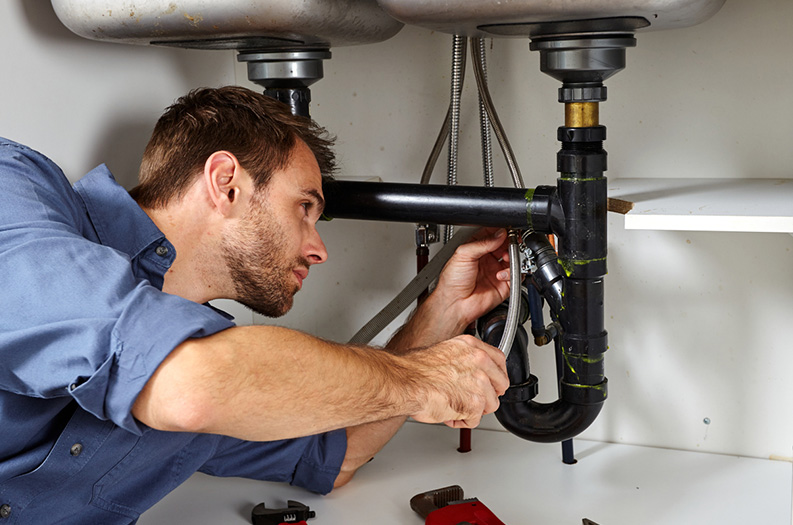 How Much Can a Self-Employed Plumber Earn?