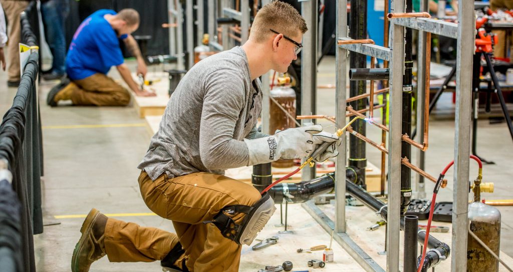 How Much Does A Plumber Apprentice Make In Ontario