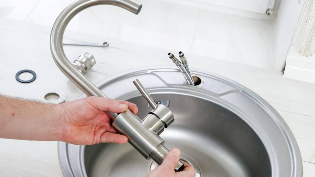 How Much For A Plumber To Change A Tap