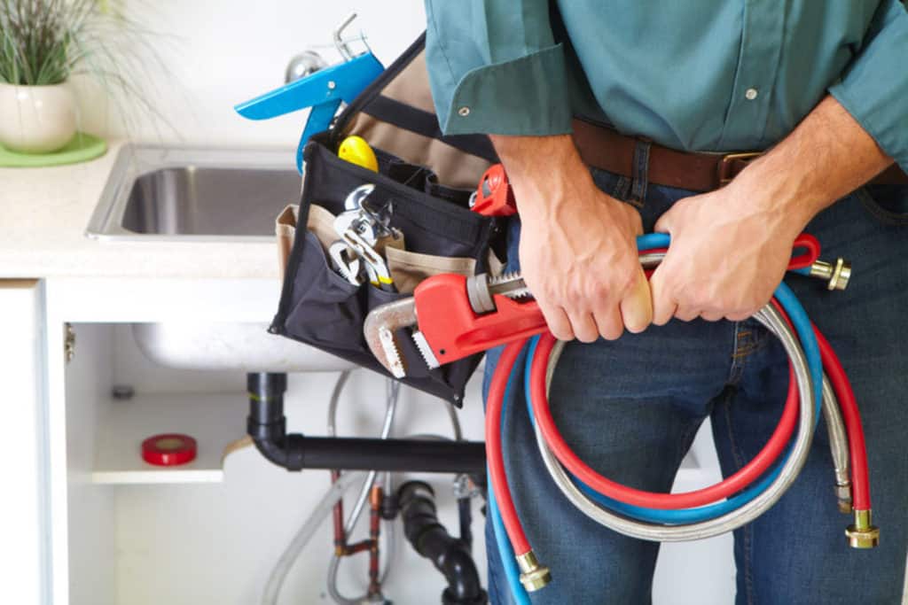 How to Find Out If a Plumber Is Licensed (Fast & Easy Guide)