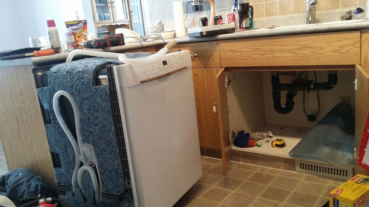 How to Plumb a Dishwasher Away From the Sink