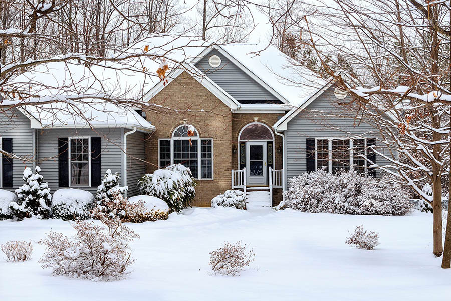 How To Winterize Plumbing In A Vacant House (Step-by-Step Guide)