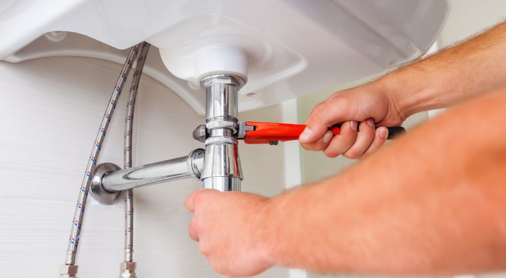 Can I Do My Own Plumbing Repairs in Cheektowaga, NY?