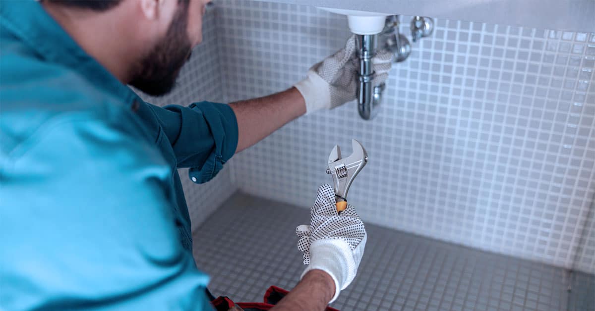 Can You Do Your Own Plumbing Work in Washington State?