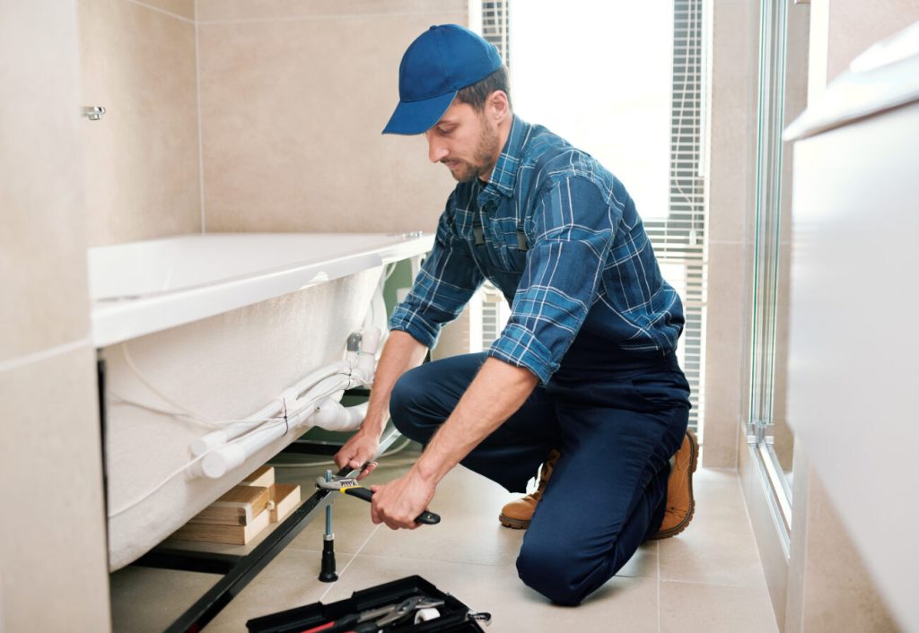 Does Newton Plumbing And Heating In Vassar Michigan Replace Bathtubs