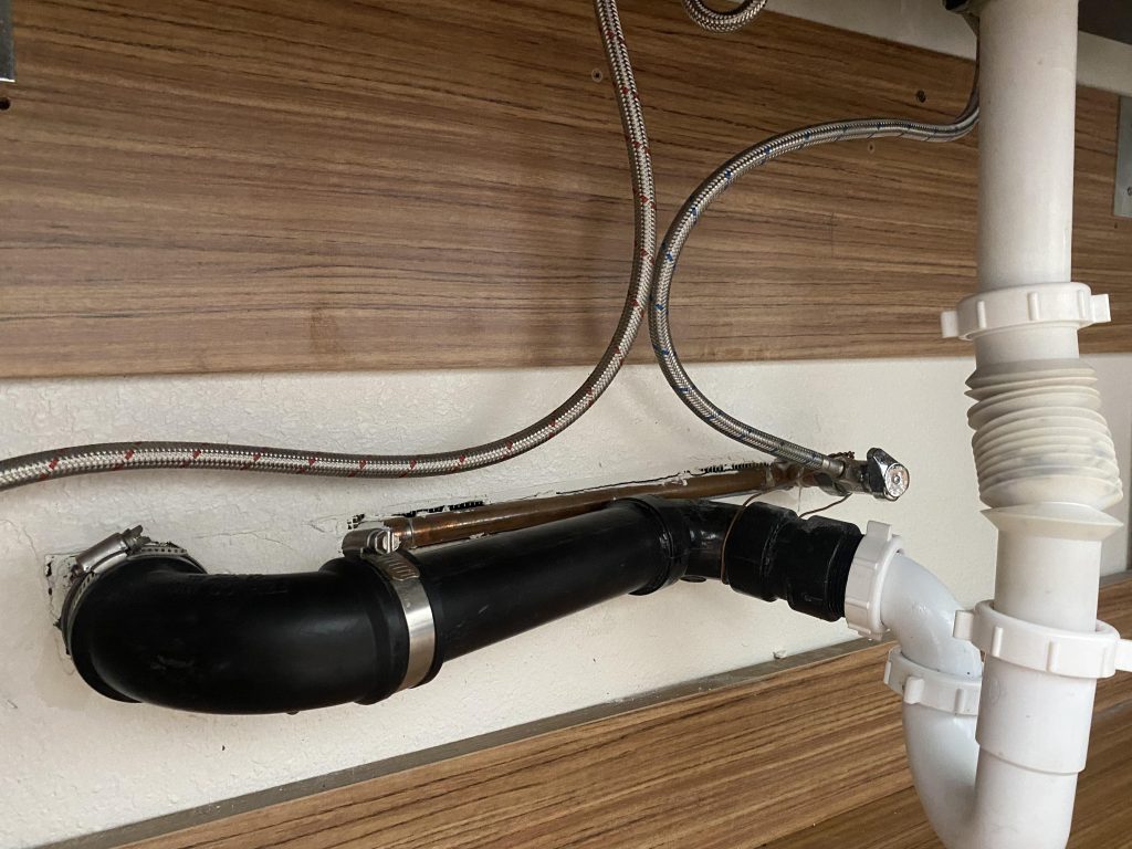 How Are My Pipes Connected My Plumbing Is Backed Up
