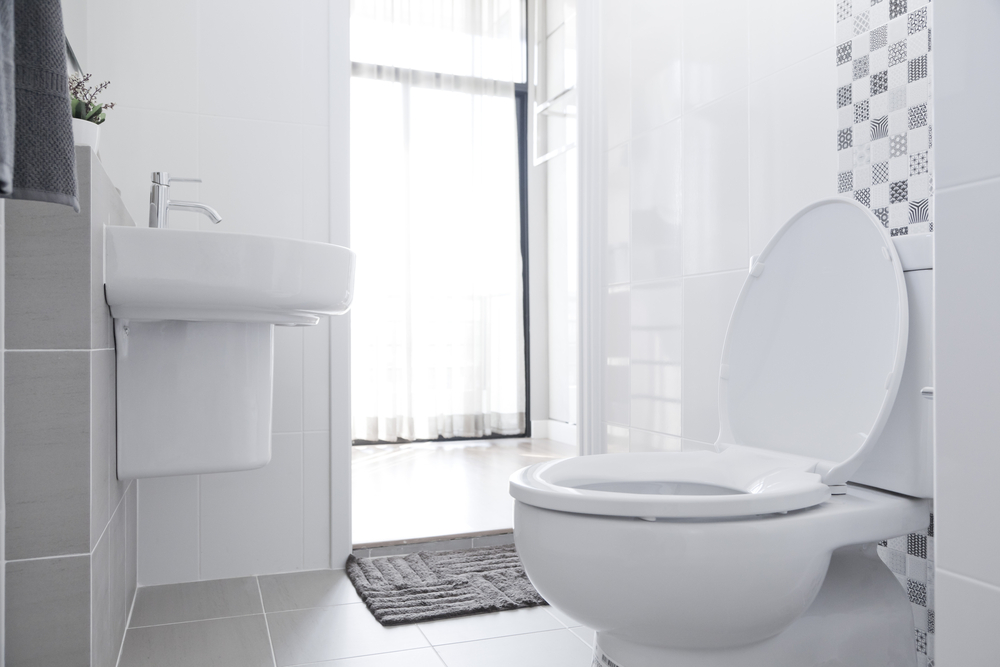 How Long Does It Take To Plumb In a Toilet? (Fast & Easy Guide)