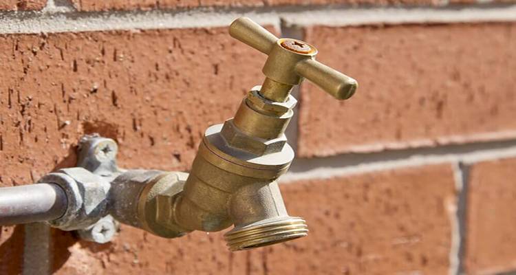How Much Does a Plumber Charge for an Outside Tap?