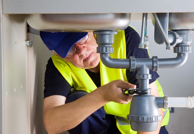 How Much Does a Plumber Cost Per Hour in Canada?