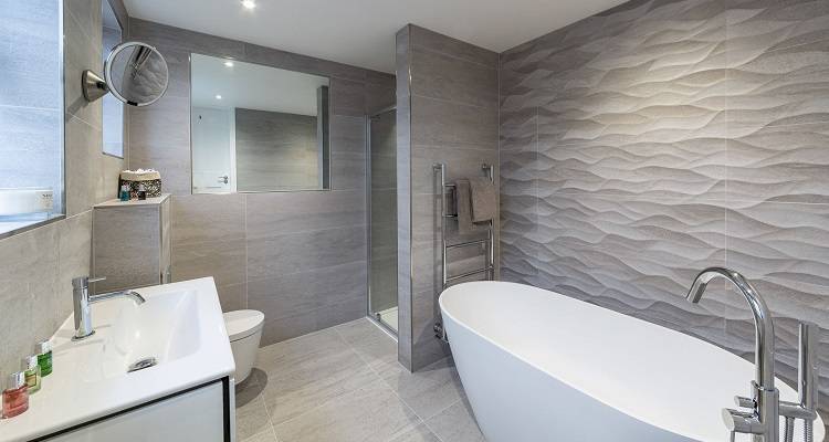 How Much Does It Cost to Plumb a Bathroom in the UK?