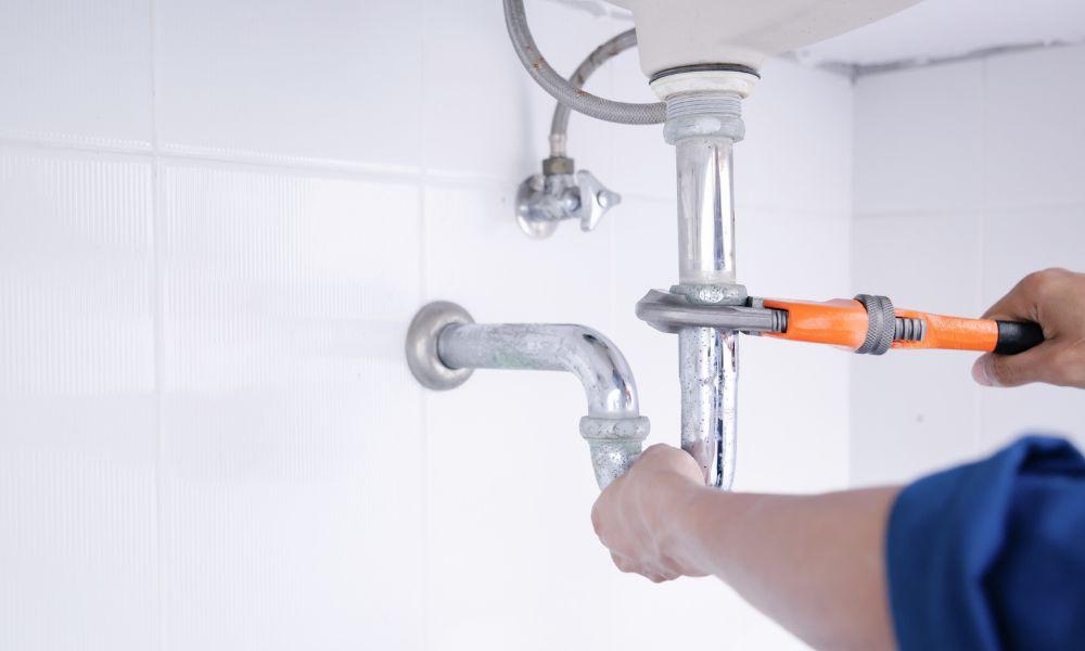 How to File a Complaint Against a Plumber in Illinois