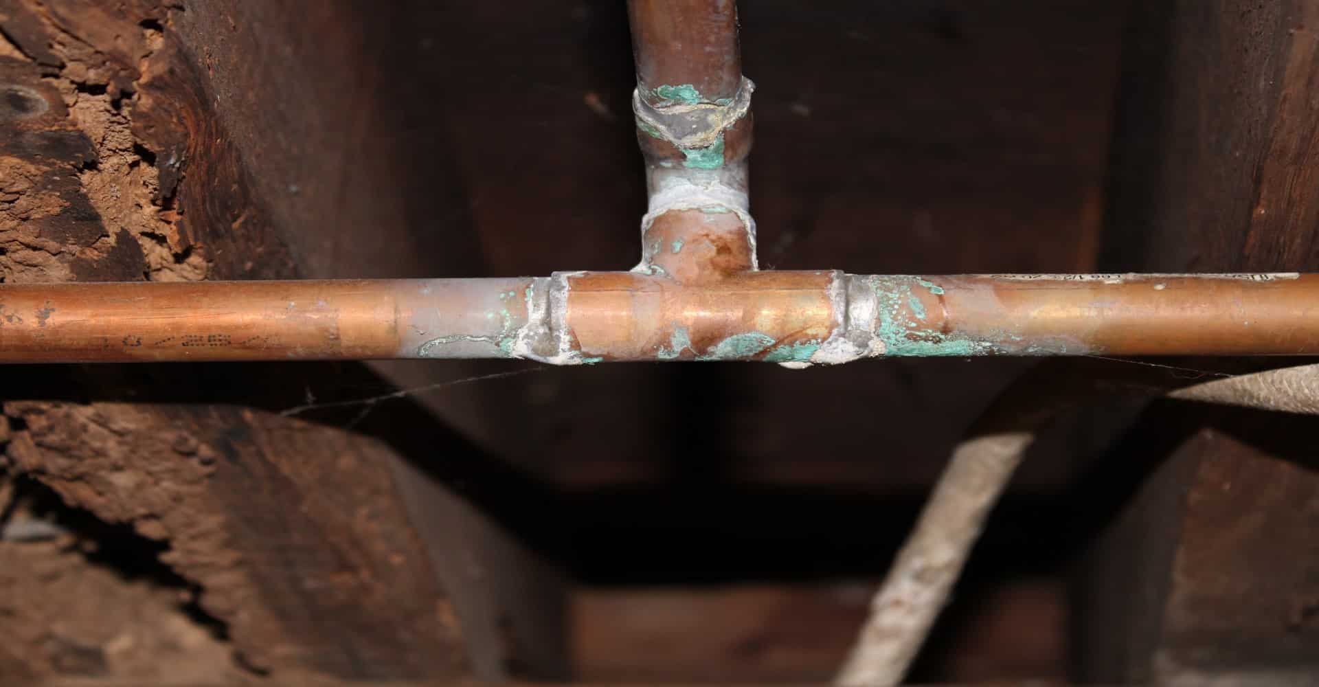 How to Get the Rust Out of Old Plumbing Pipes (Step-by-Step Guide)