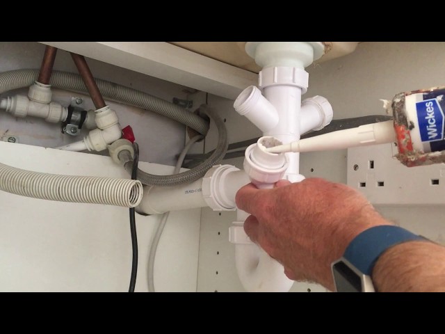 How to Plumb In a Dishwasher or Washing Machine – Wickes Guide