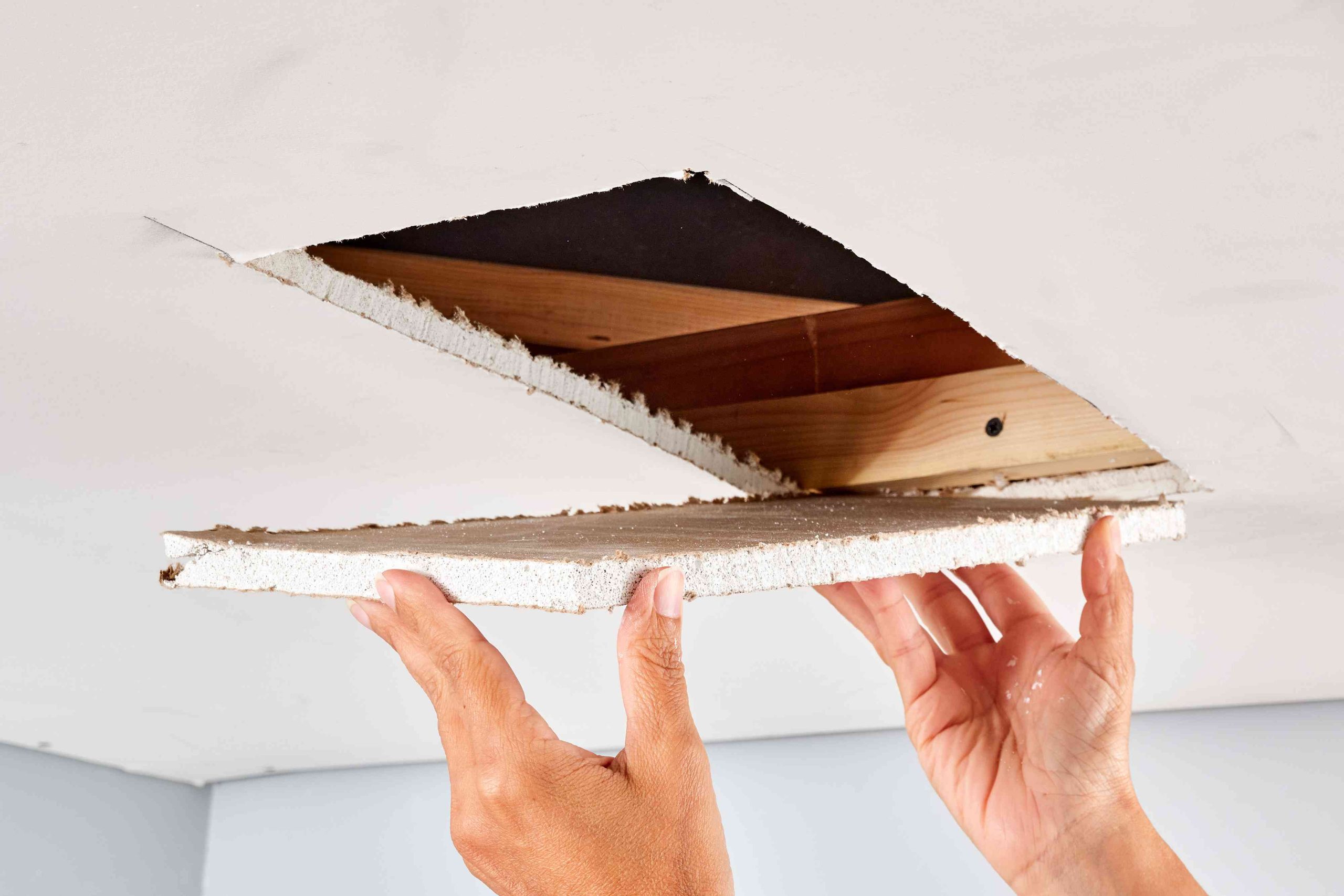 How to Remove Drywall to Fix a Plumbing Leak (Step-by-Step Guide)