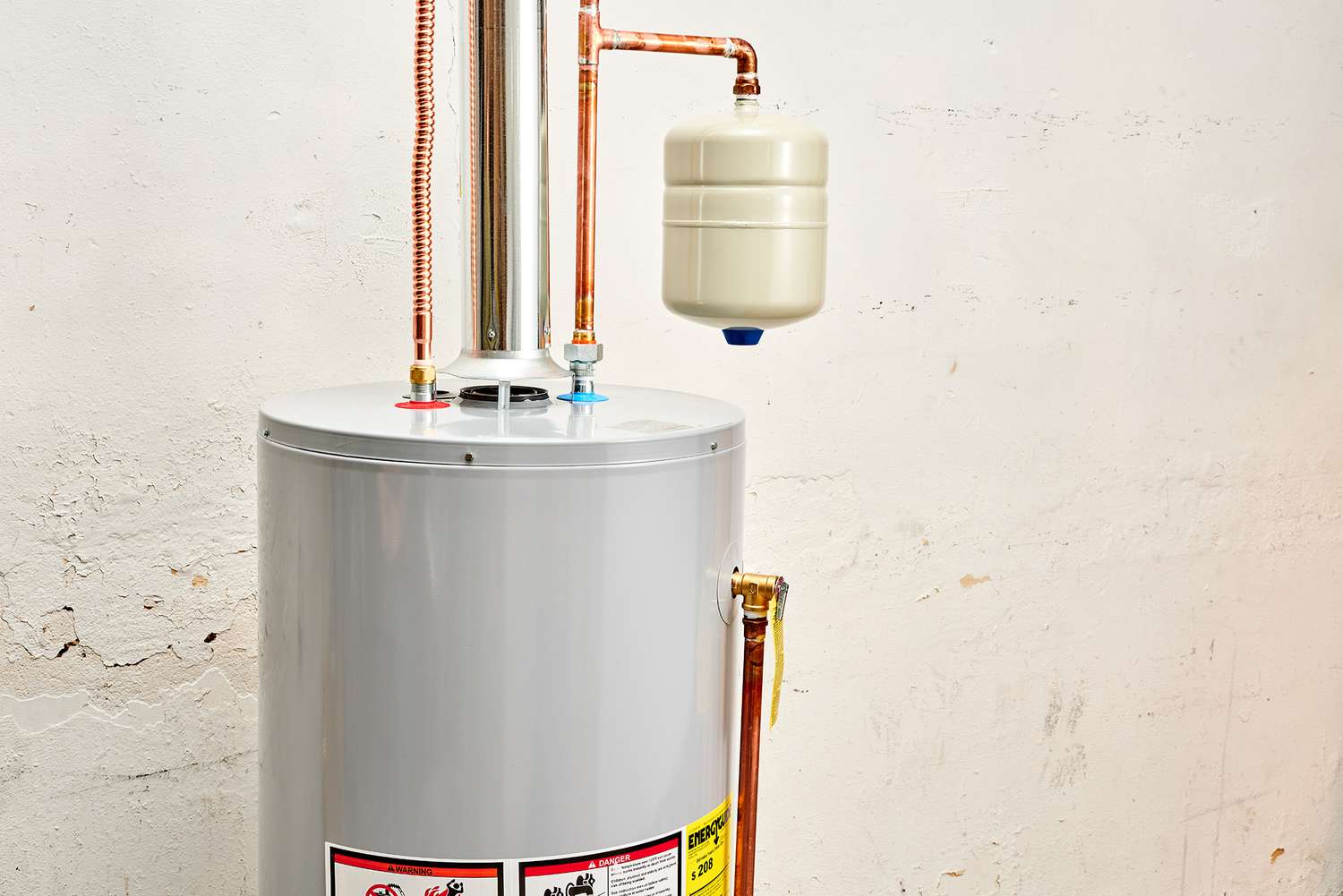 Is a Licensed Plumber Necessary for a Hot Water Heater?