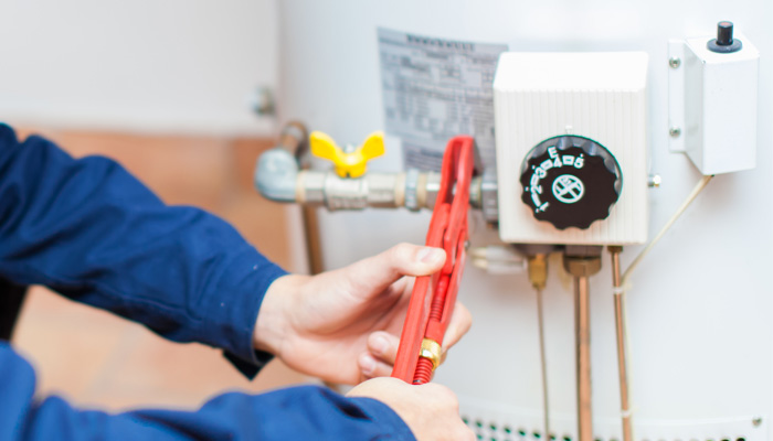 Licensed Plumber for Water Heater Replacement & Maintenance in Manchester