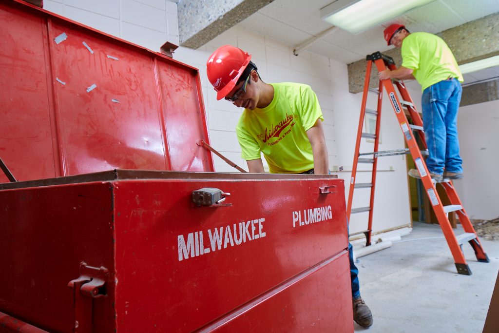 Milwaukee Plumbing And Pipe West Greenfield Avenue West Allis Wi