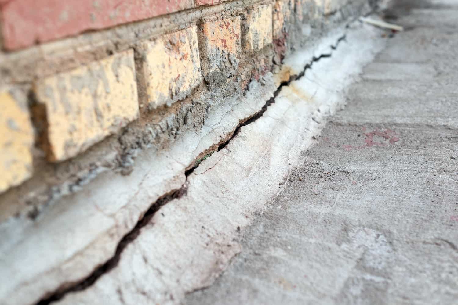 Are Settlement Cracks In Plumbing Covered By Homeowners Insurance?
