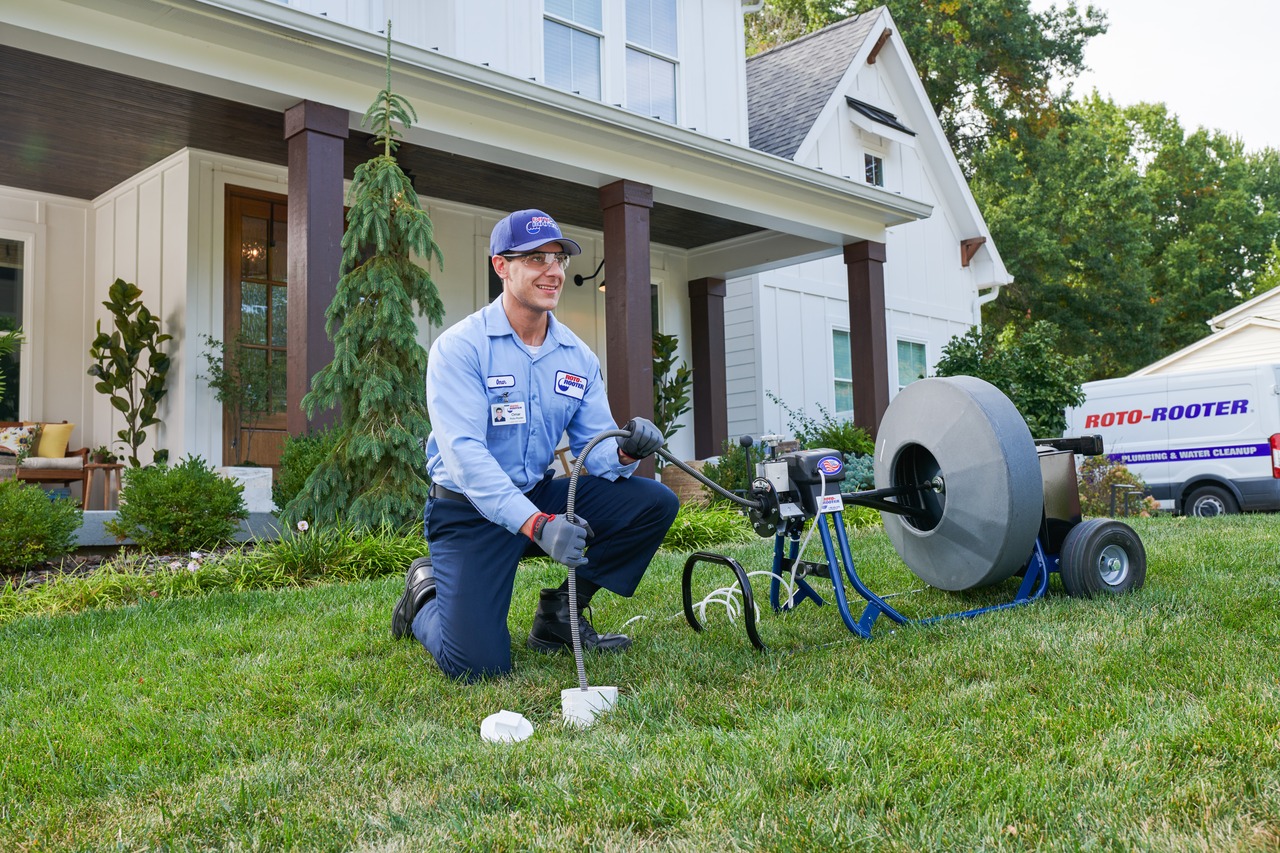 Roto-Rooter Sherwood: Expert Plumbing at 950 E Kiehl Ave