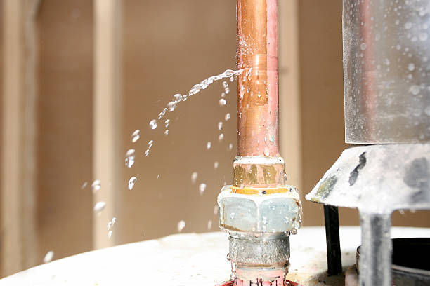 Rust Problems In Old Plumbing: How to Flush Pipes Now