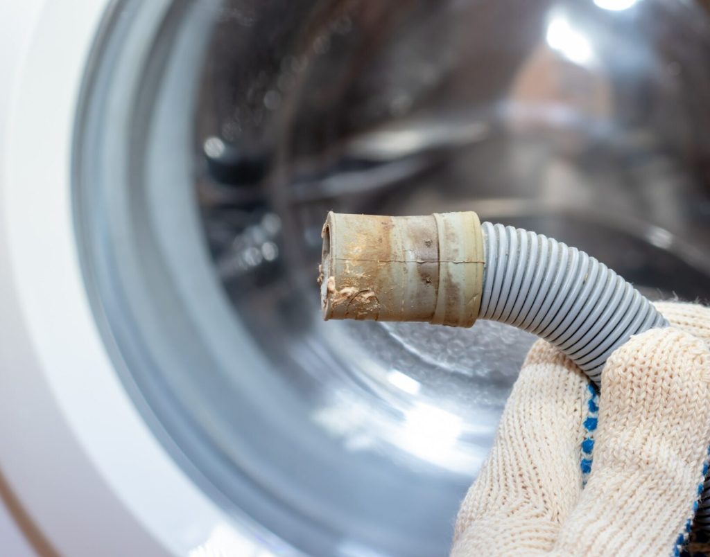 Should I Have A Plumber Replace My Washing Machine Hoses