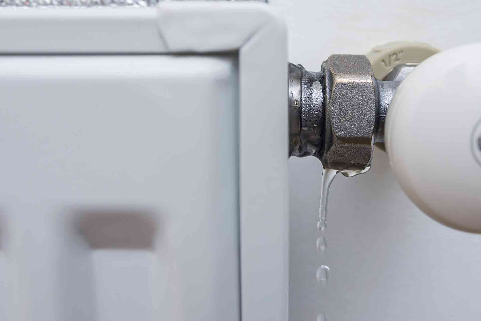 Can A Plumber Fix Intermittent Radiator Leaks? Yes!