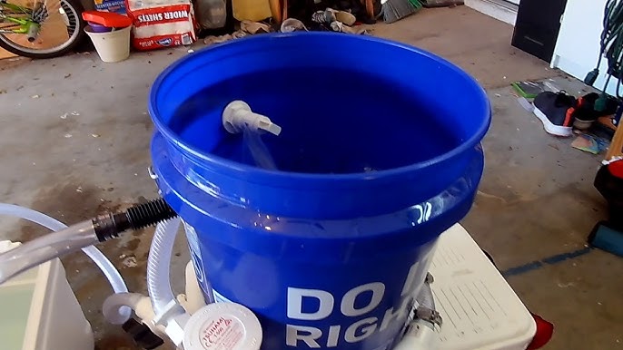 DIY 5-Gallon Bucket Dock Bait Tank Plumbing Guide