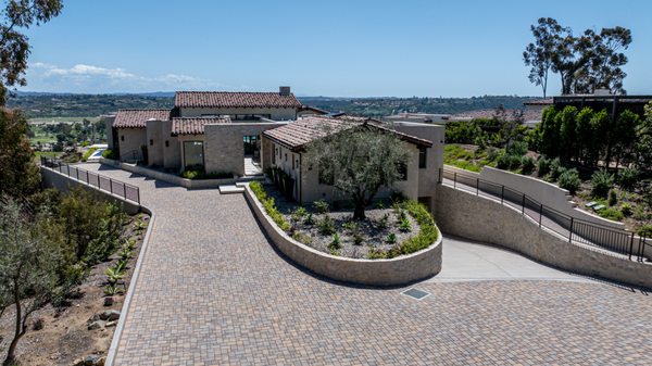 Engineering & Plumbing Solutions South of Broadway, AZ