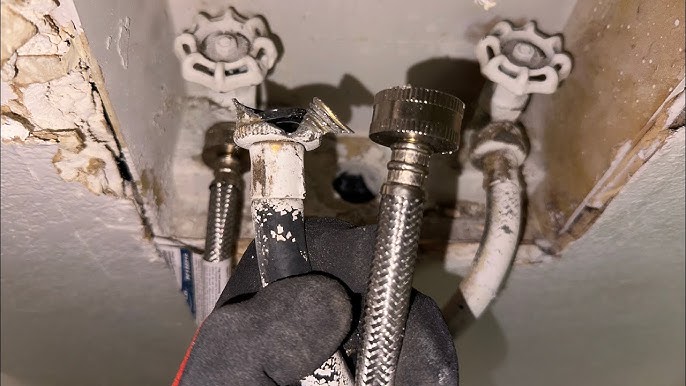 How to Loosen a Stuck Washer Plumbing Fitting