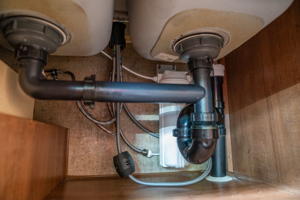 How Do You Connect Kitchen Faucet To Rv Plumbing