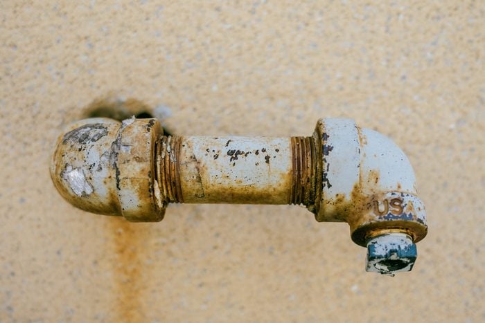 Is Your Plumbing Bad? 7 Clear Warning Signs