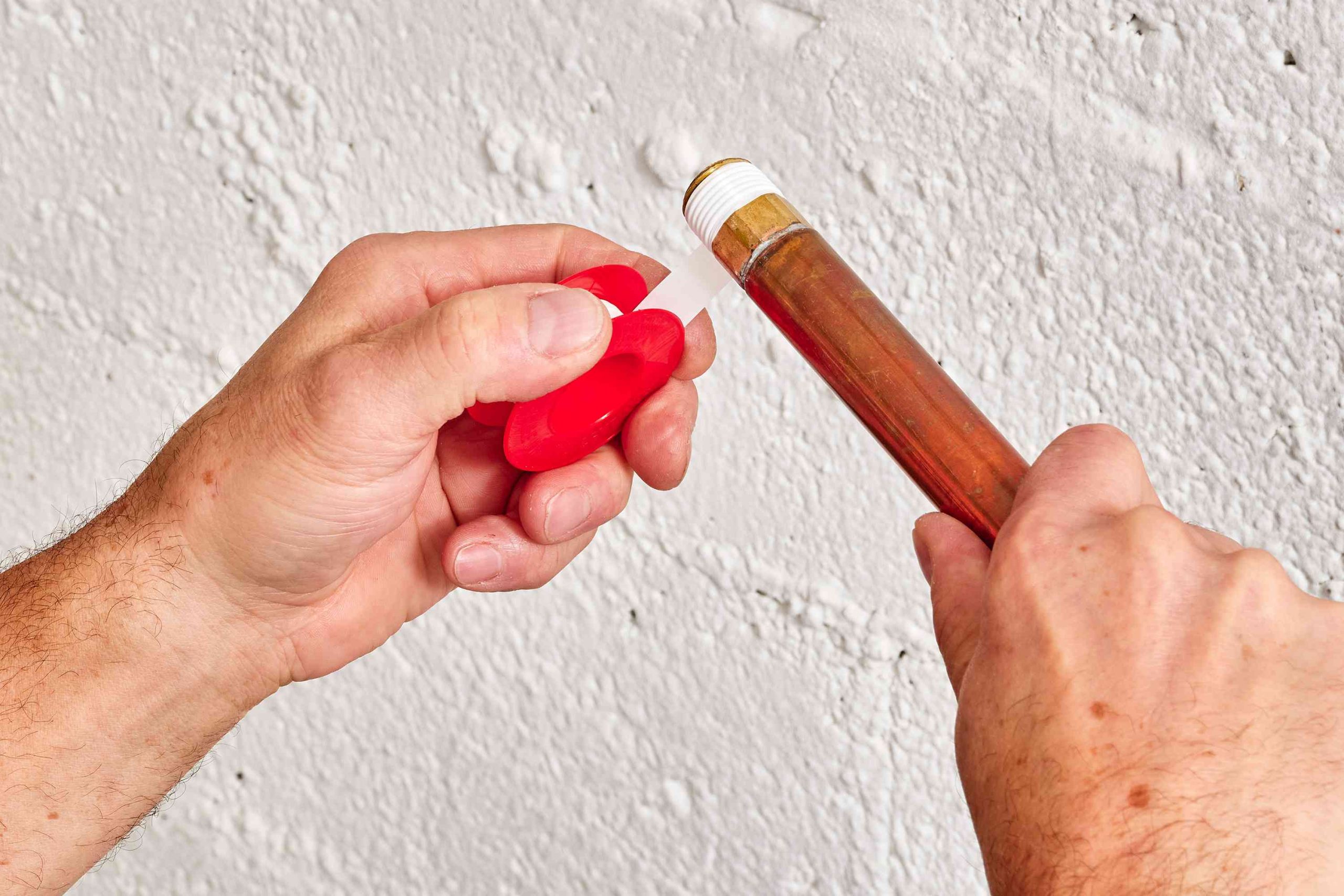 How Many Wraps of Teflon Tape for Plumbing? The Pro Guide