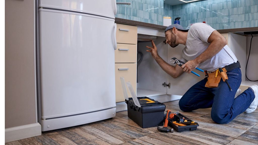 How Much Do You Tip A Plumber Per Hour