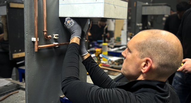 How Much Does A Plumber Charge Per Day Uk? 2026 Guide