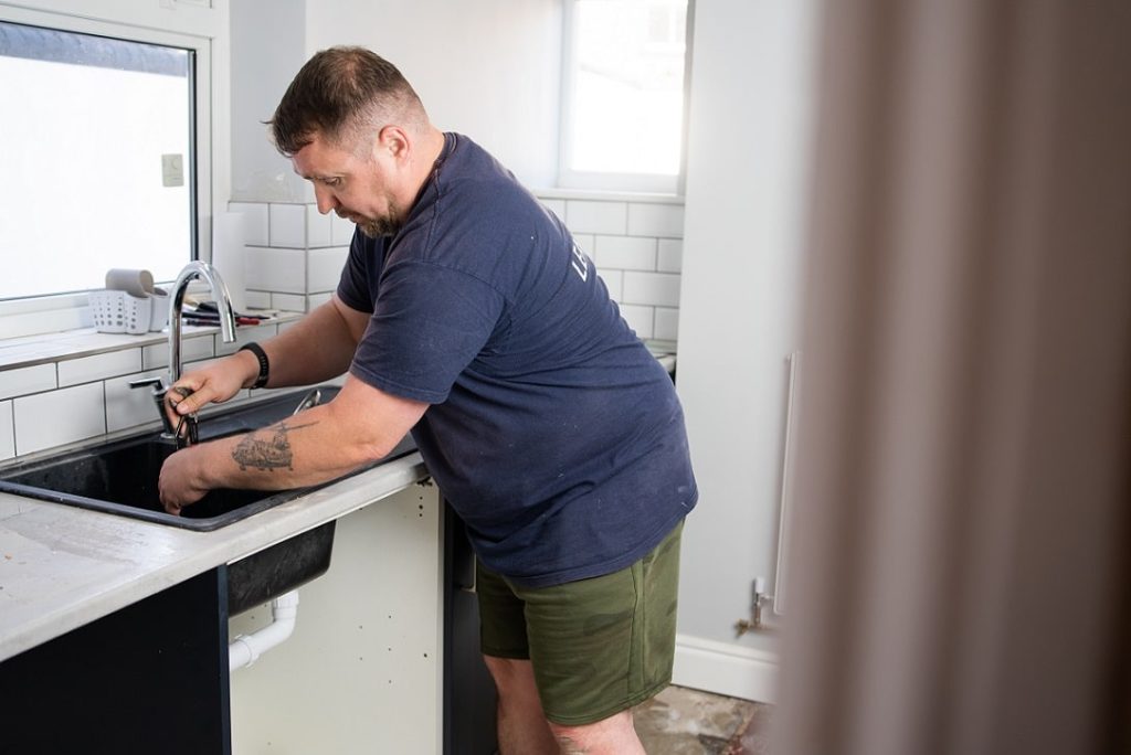 How Much Does A Plumber Make A Year Uk