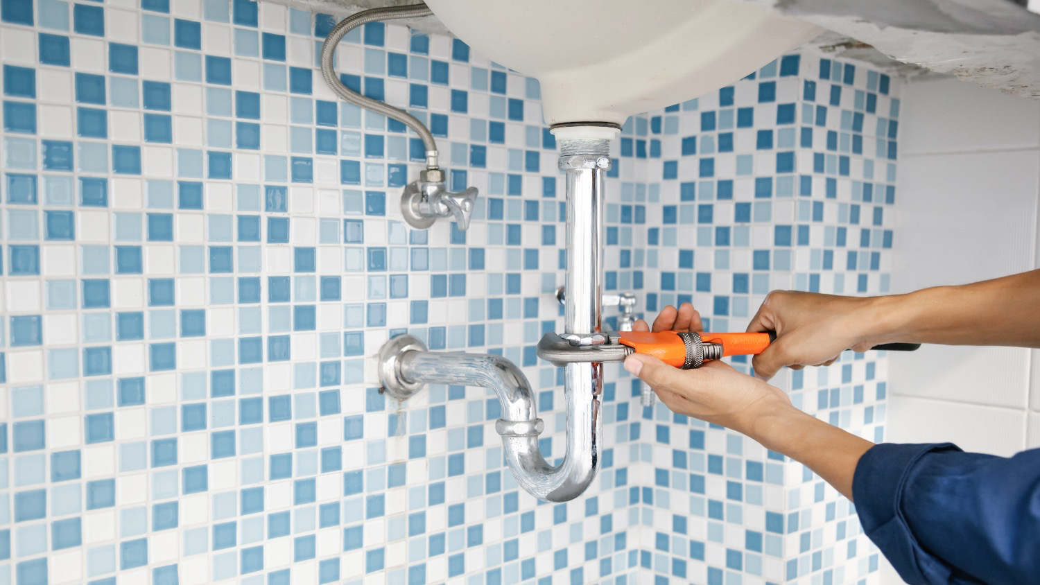 How Much For A Plumber To Unclog A Pipe? 2026 Cost Guide