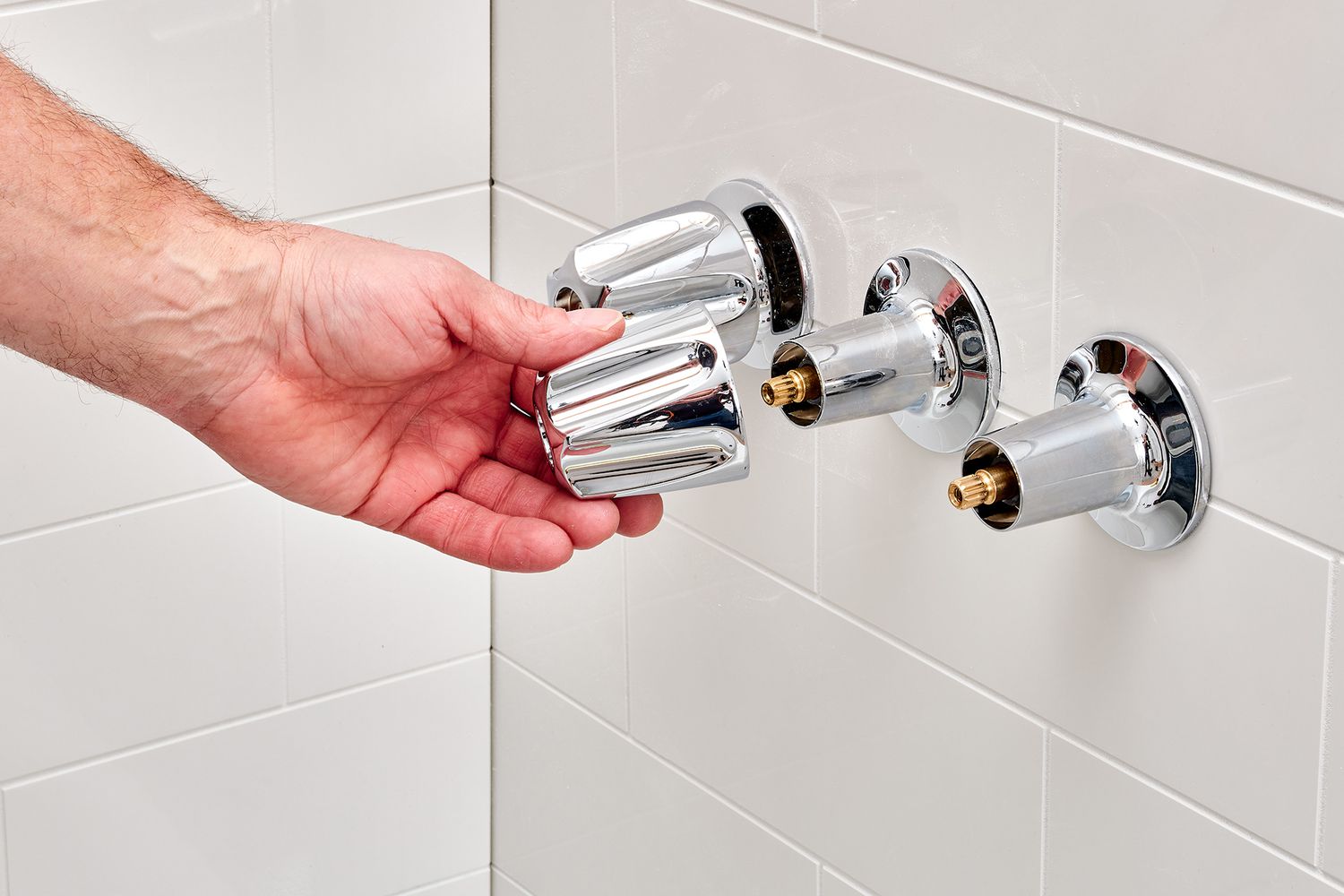 Bathtub Faucet Replacement Cost Guide 2026
