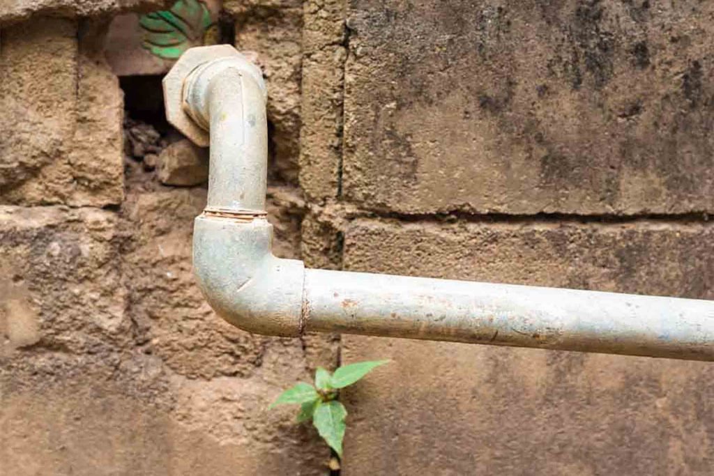 How Much Is To Fix Leak In Plumbing Stack