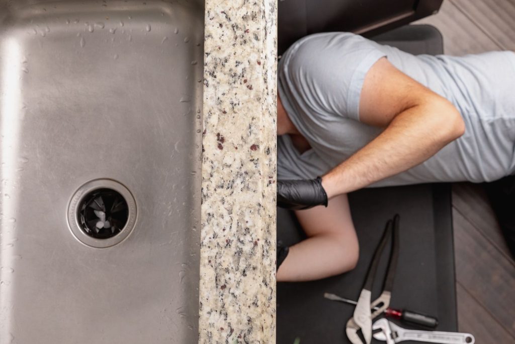 How Much To Hire Plumber To Unclog A Sink