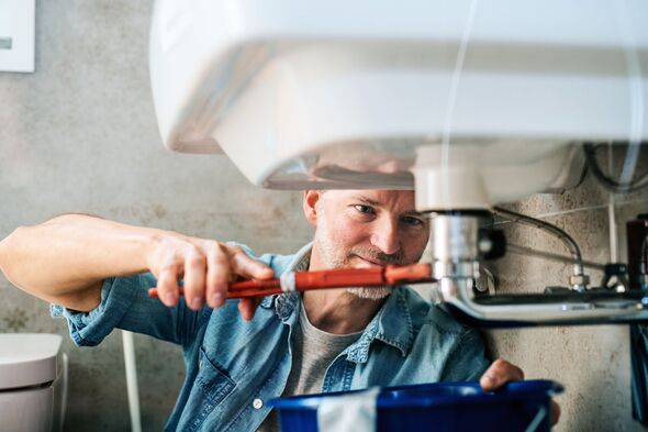 How Not To Get Ripped Off By A Plumber: 7 Smart Tips