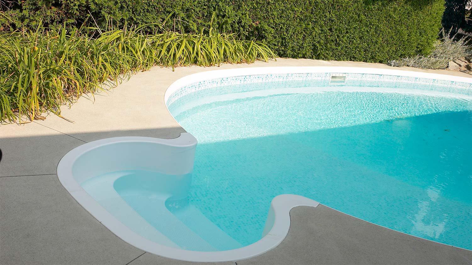 Find Underground Pool Spa Plumbing Leaks Fast