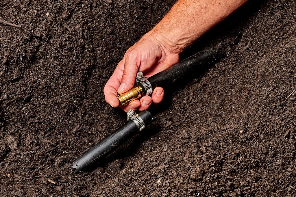 How To Fix Outdoor Plumbing Pipe With A Hole