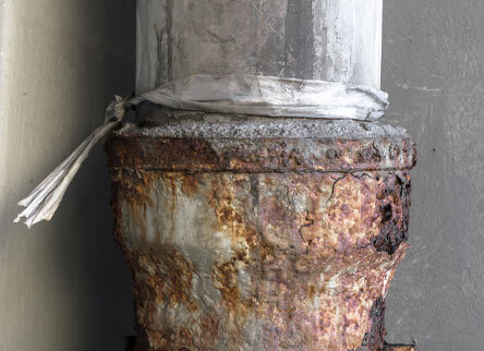 How To Get Old Iron Pipes Apart And Plumbing